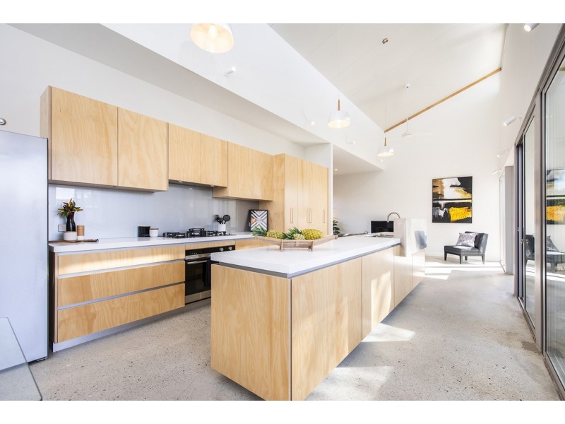 7a Cowan Street, Alfred Cove WA 6154