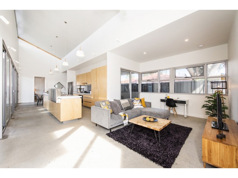 7a Cowan Street, Alfred Cove WA 6154