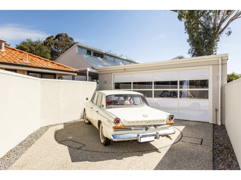 7a Cowan Street, Alfred Cove WA 6154