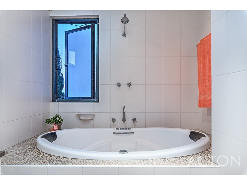 9A Hickey Street, Ardross WA 6153