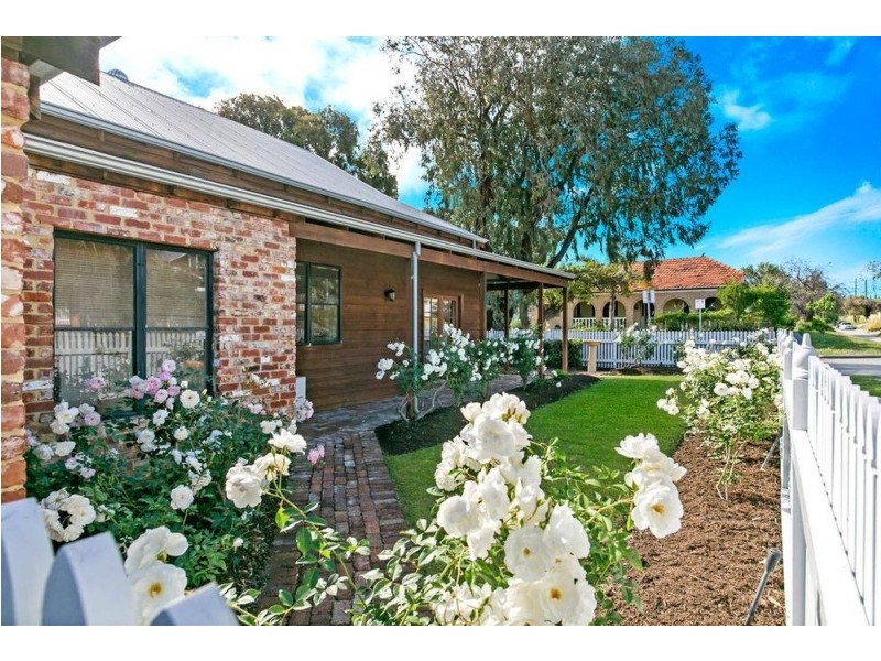 39 Scott Street, South Fremantle WA 6162