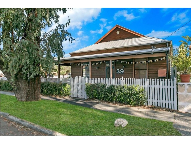 39 Scott Street, South Fremantle WA 6162