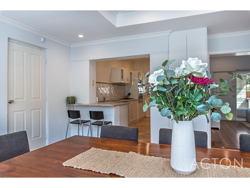 27 Mullings Way, Myaree WA 6154