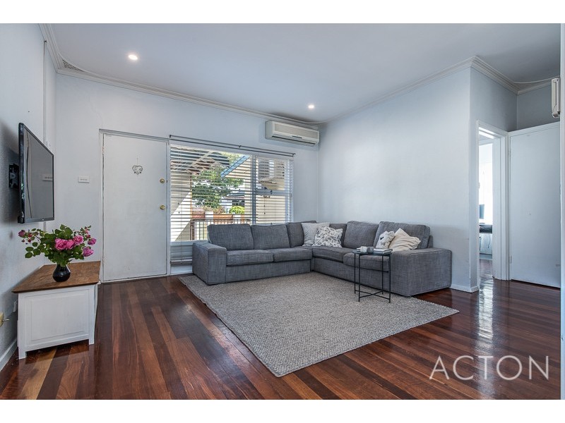 27 Mullings Way, Myaree WA 6154