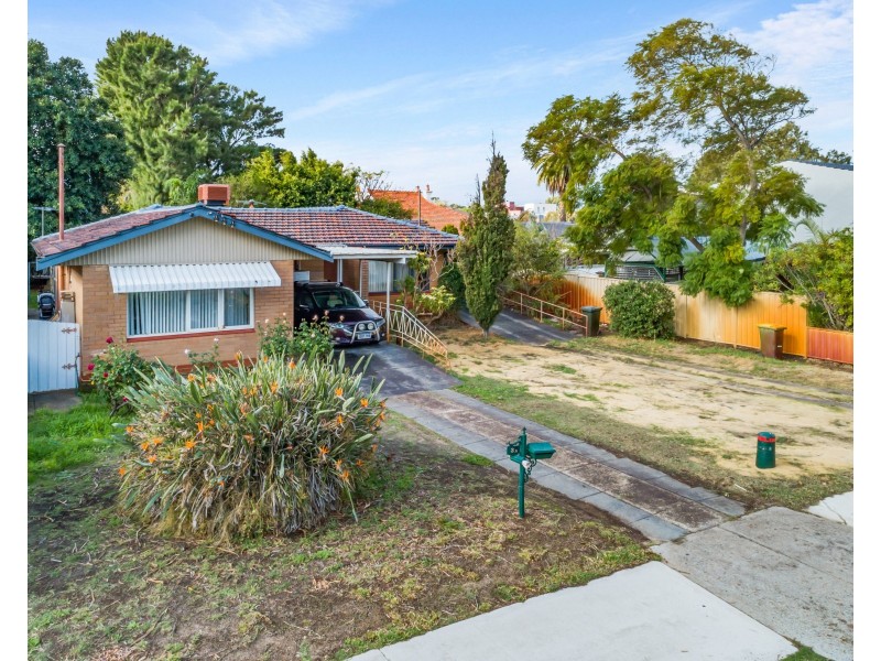 3A Lentona Rd, Attadale WA 6156