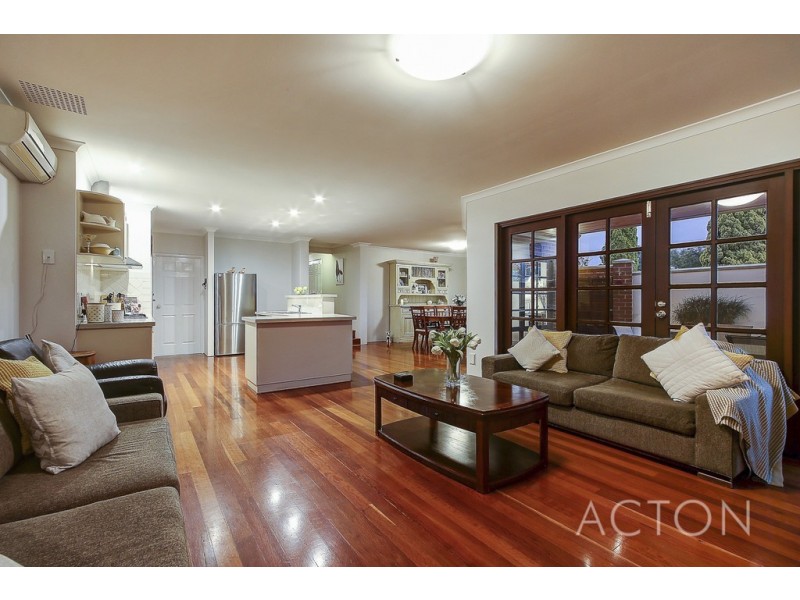 28 Ullapool Road, Mount Pleasant WA 6153