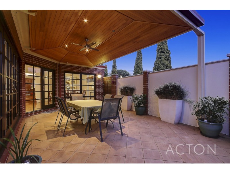 28 Ullapool Road, Mount Pleasant WA 6153