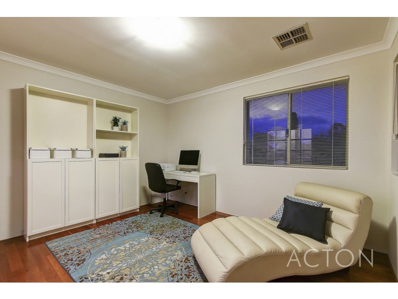 28 Ullapool Road, Mount Pleasant WA 6153