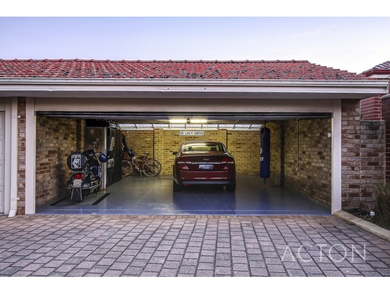 28 Ullapool Road, Mount Pleasant WA 6153