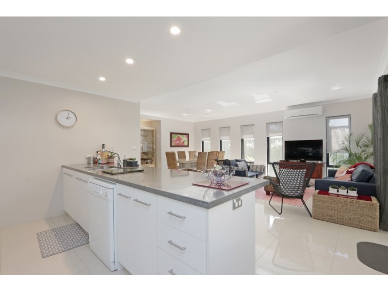 11 Ronan Place, Willetton WA 6155