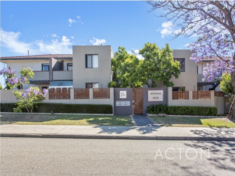 7/25B Ullapool Road, Applecross WA 6153