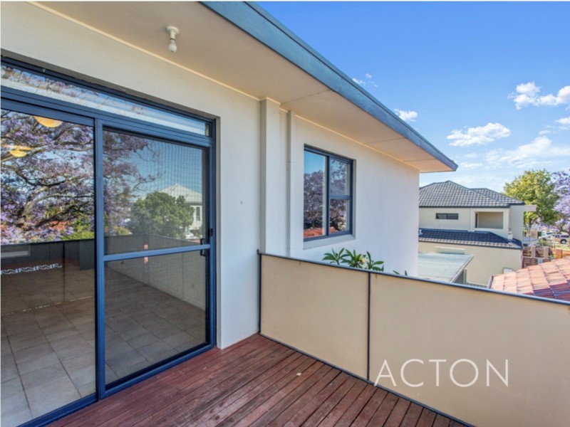 7/25B Ullapool Road, Applecross WA 6153