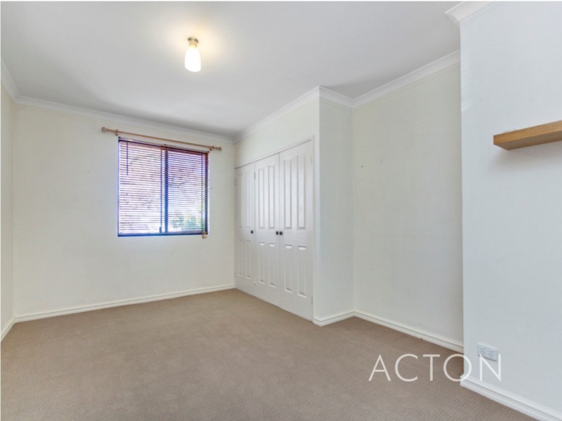 7/25B Ullapool Road, Applecross WA 6153