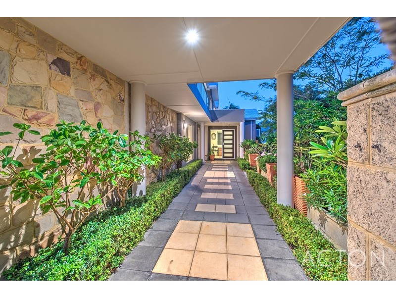 12 Hawkins Street, Mount Pleasant WA 6153