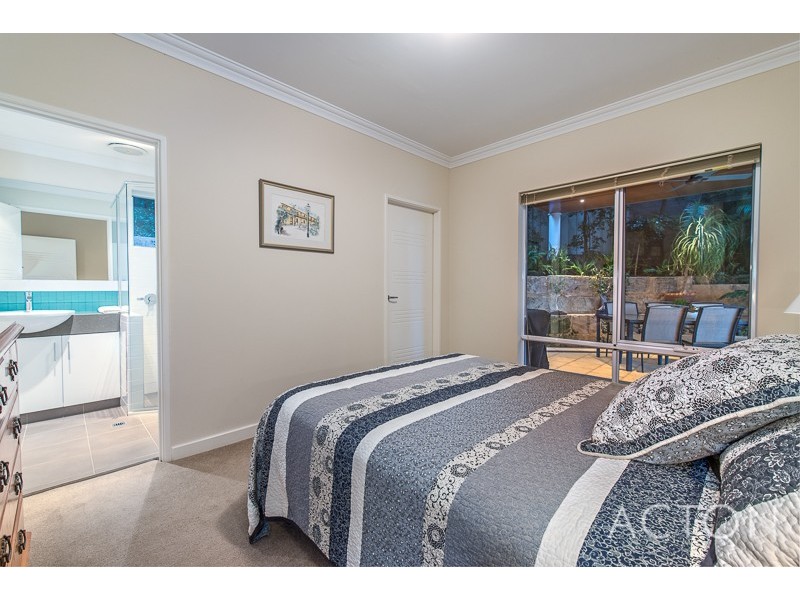 12 Hawkins Street, Mount Pleasant WA 6153