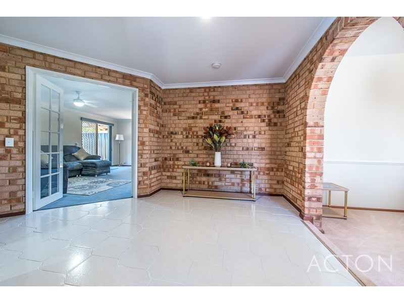 28 Stephenson Gardens, Winthrop WA 6150