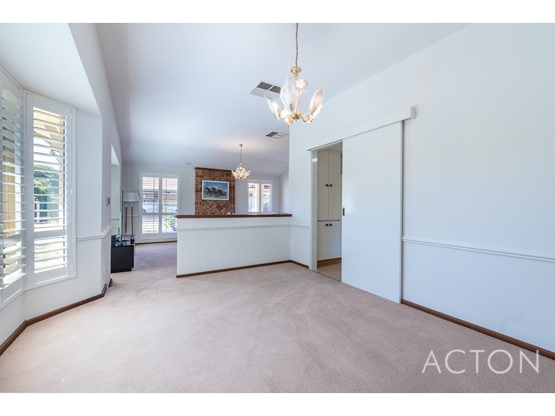 28 Stephenson Gardens, Winthrop WA 6150