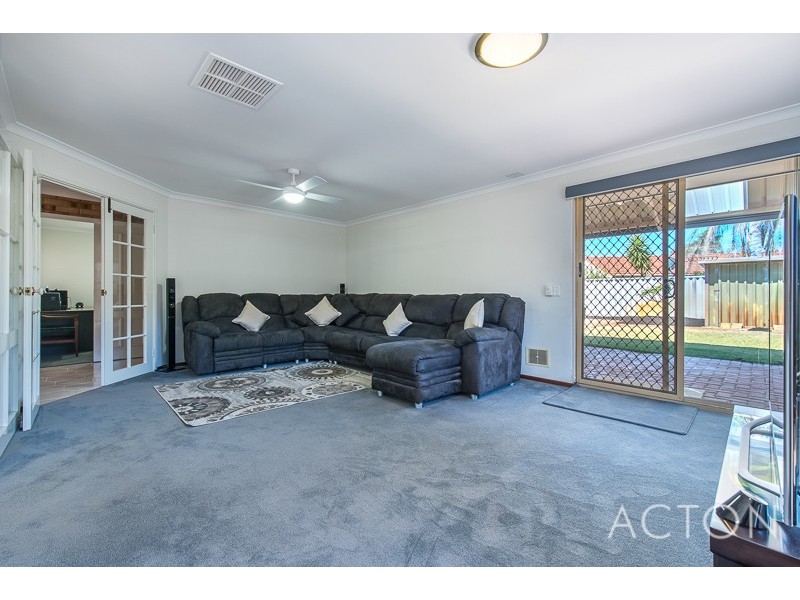 28 Stephenson Gardens, Winthrop WA 6150