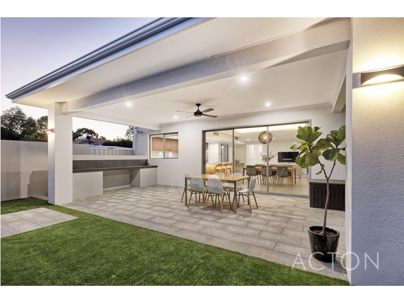 6B Olympic Place, Ardross WA 6153