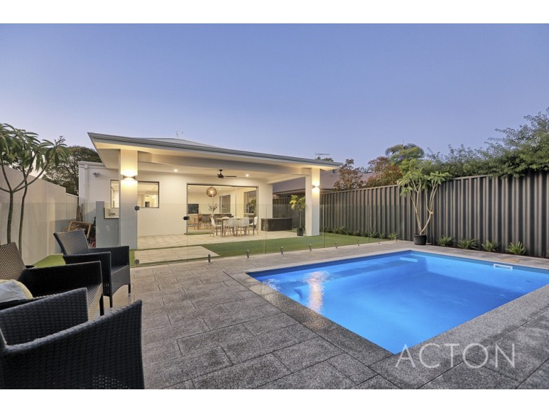 6B Olympic Place, Ardross WA 6153