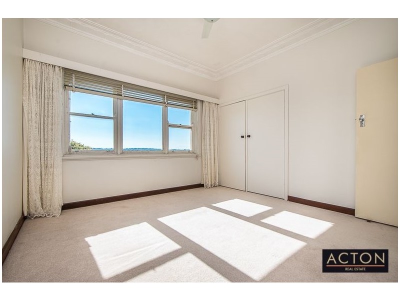 47 Dunkley Ave, Applecross WA 6153