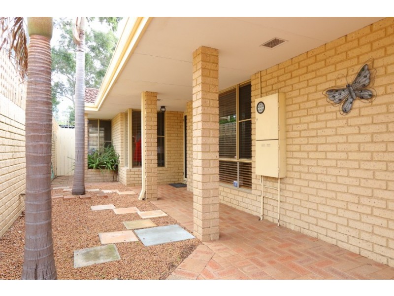 3/1 Cleopatra Street, Palmyra WA 6157