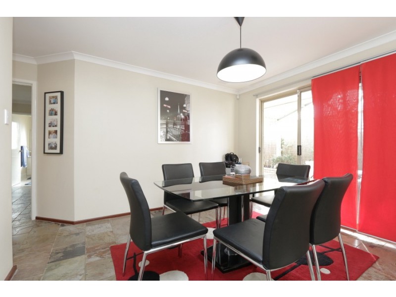 3/1 Cleopatra Street, Palmyra WA 6157