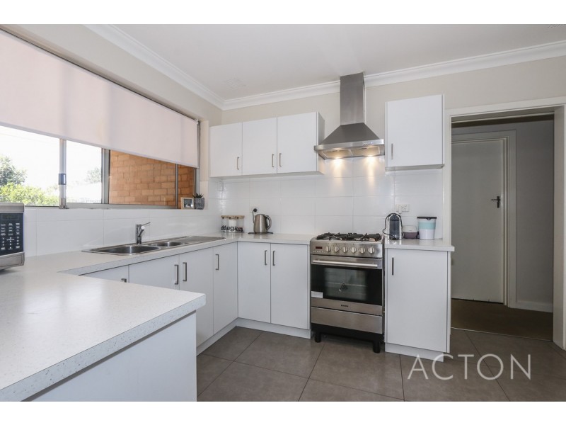 3 Gamba place, Booragoon WA 6154