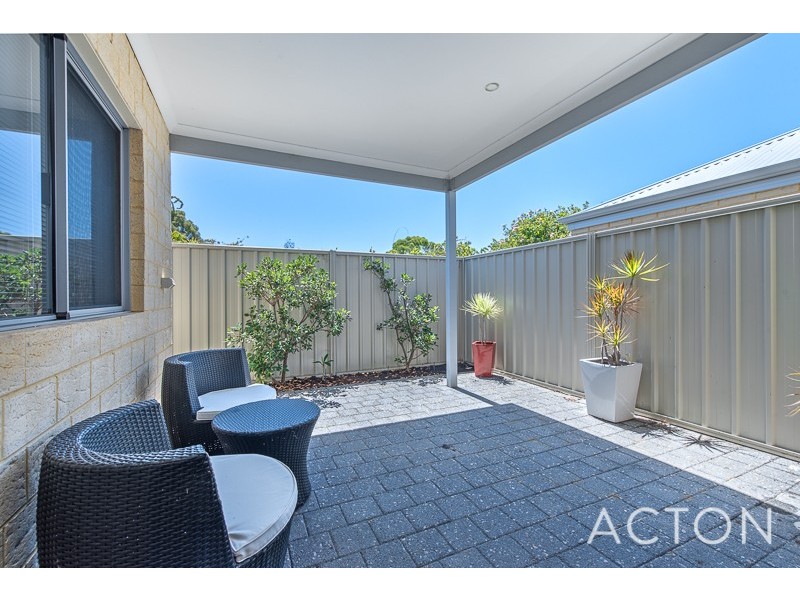 2B Lilacdale road, Innaloo WA 6018