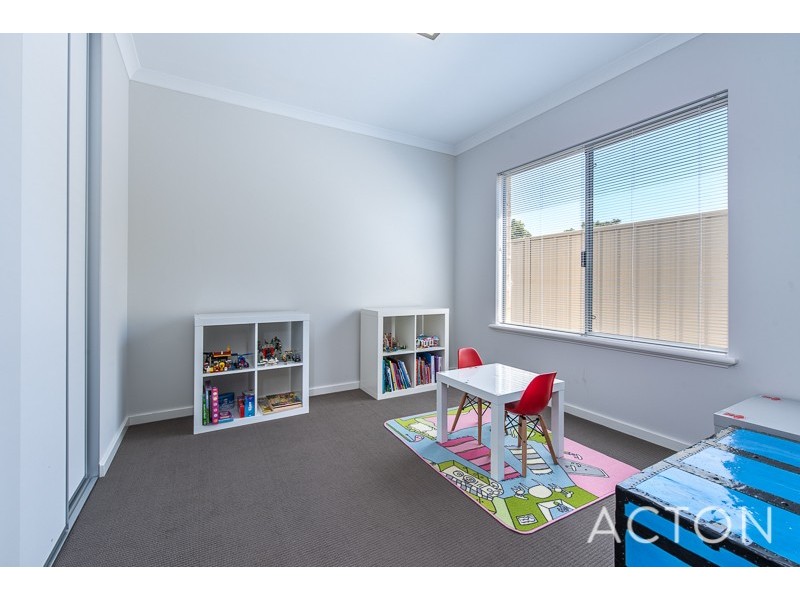 2B Lilacdale road, Innaloo WA 6018