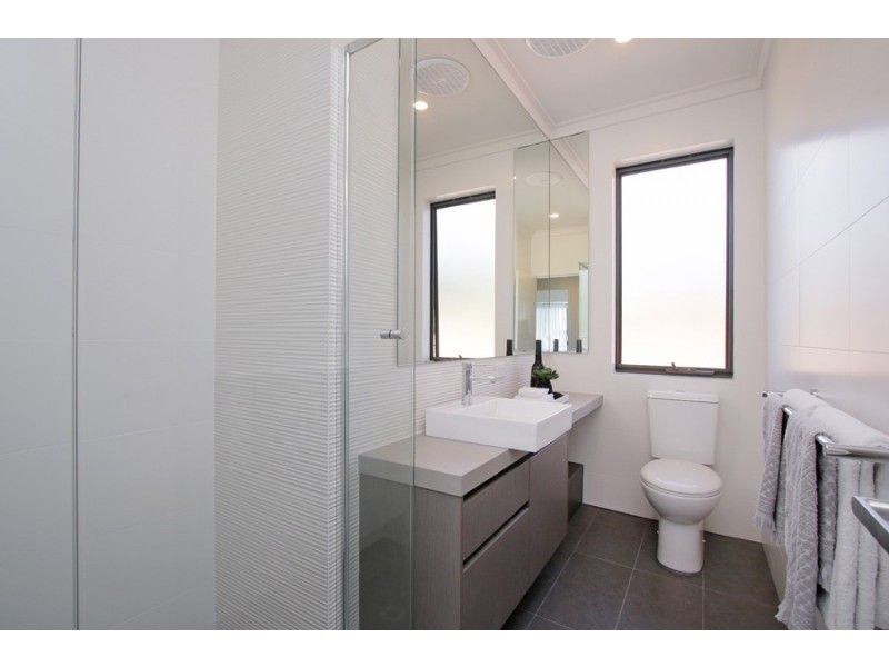 4A Links Road, Ardross WA 6153