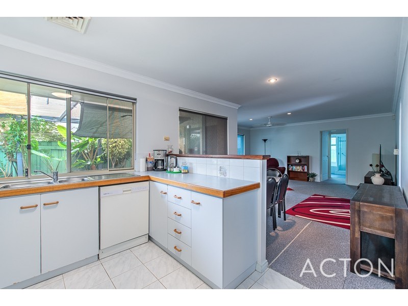9A Davy Street, Alfred Cove WA 6154