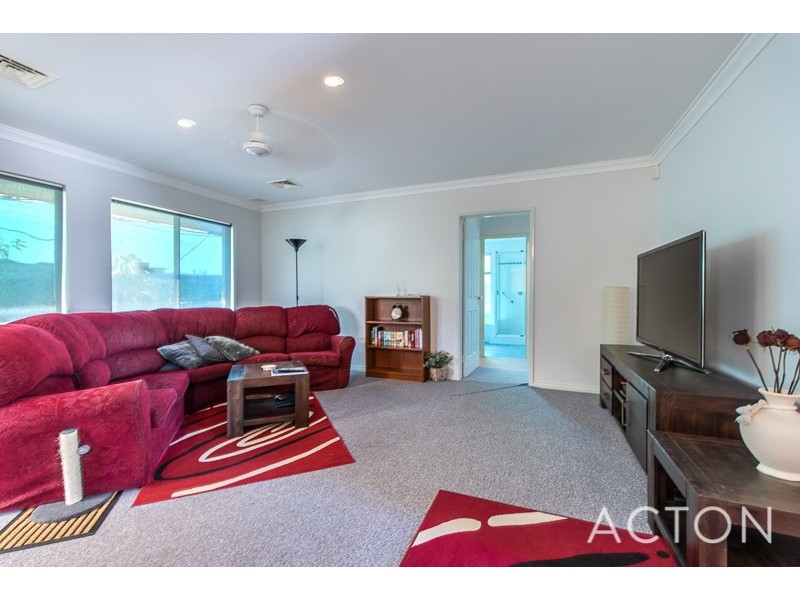 9A Davy Street, Alfred Cove WA 6154