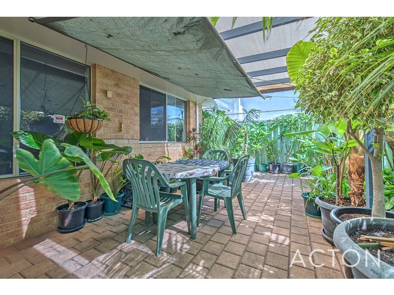 9A Davy Street, Alfred Cove WA 6154