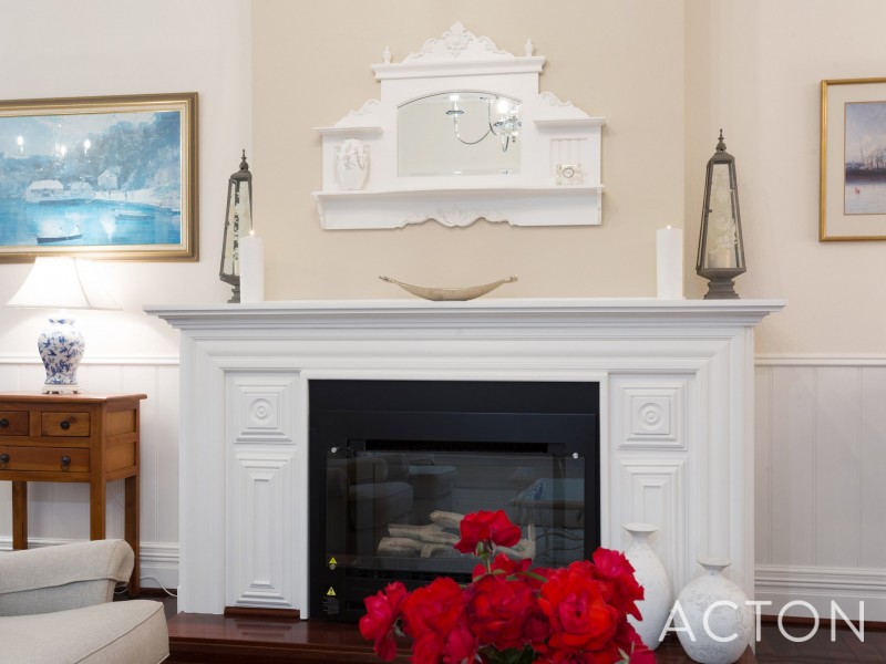 35 Doney Street, Alfred Cove WA 6154