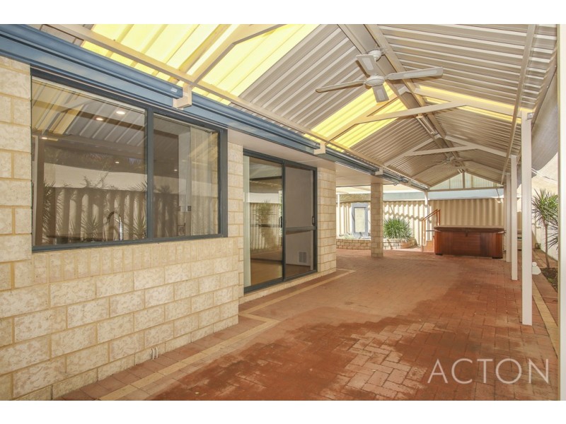 10 Fleet Circle, High Wycombe WA 6057