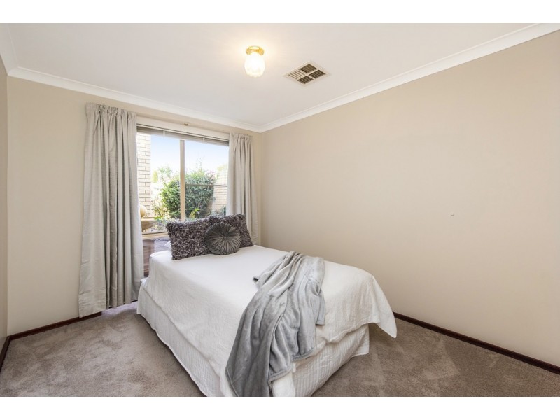 17 Rintoul Loop, Booragoon WA 6154