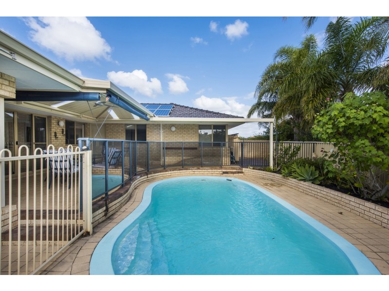 17 Rintoul Loop, Booragoon WA 6154