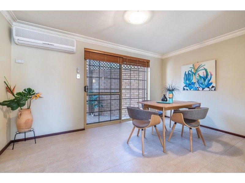 1/102 Mary Street, Como WA 6152
