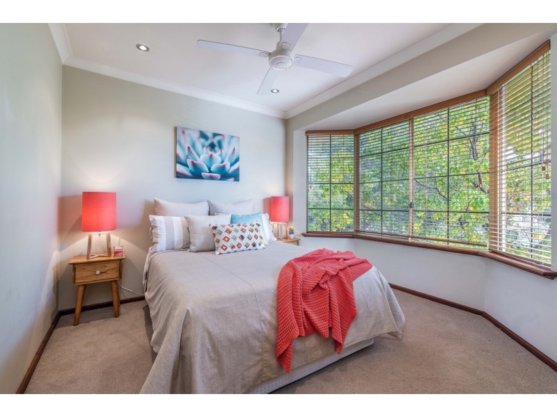 1/102 Mary Street, Como WA 6152