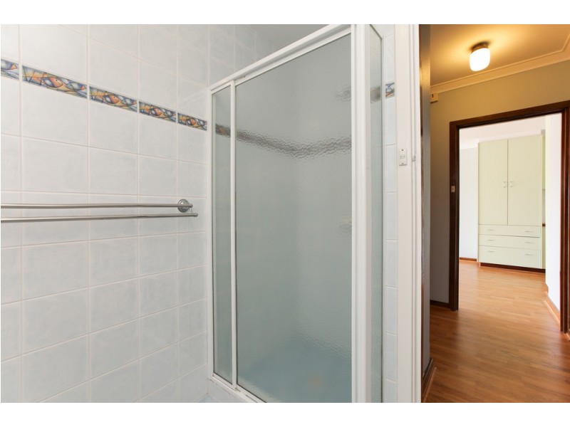 7B Renton Street, Melville WA 6156