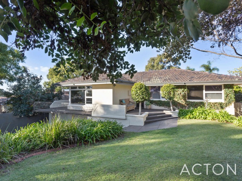 62 Riseley Street, Ardross WA 6153