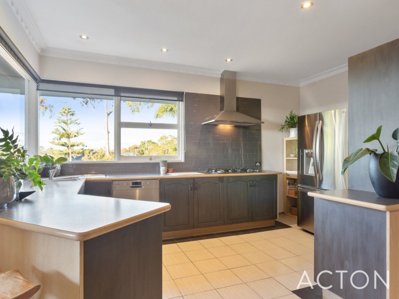 62 Riseley Street, Ardross WA 6153