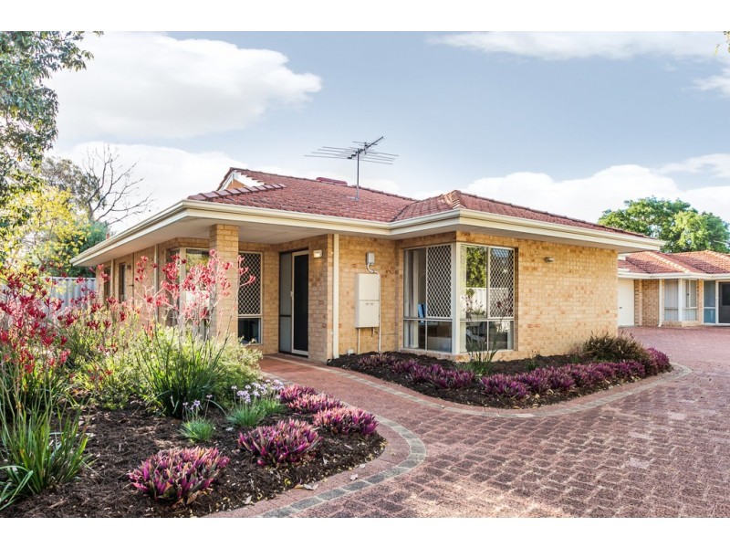 38 Coomoora Rd, Ardross WA 6153