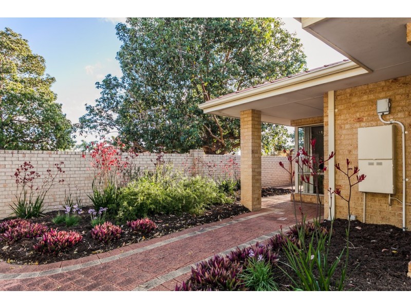 38 Coomoora Rd, Ardross WA 6153