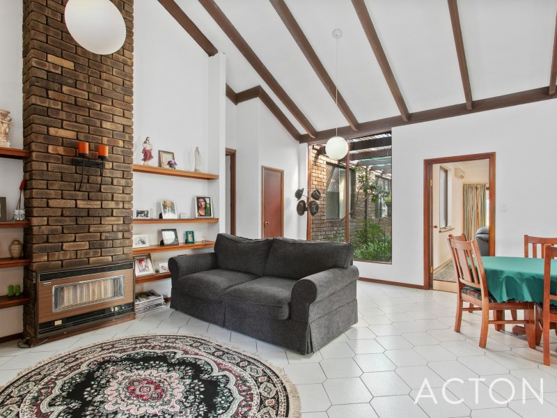 1 Alexander Place, Dalkeith WA 6009