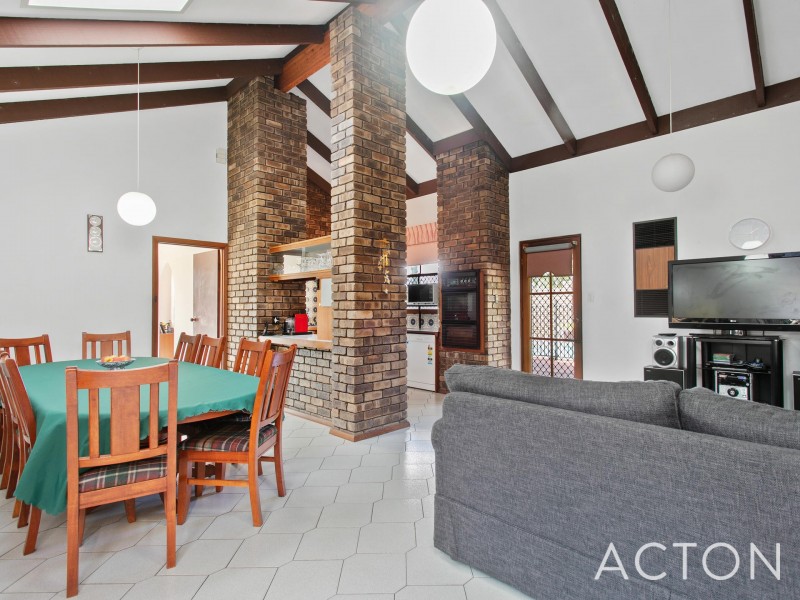 1 Alexander Place, Dalkeith WA 6009