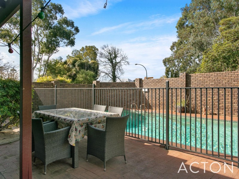 1 Alexander Place, Dalkeith WA 6009