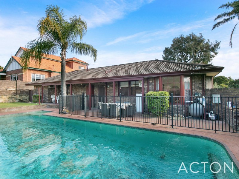 1 Alexander Place, Dalkeith WA 6009