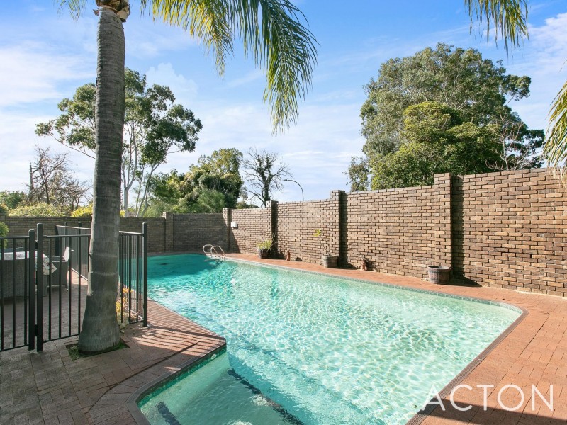 1 Alexander Place, Dalkeith WA 6009